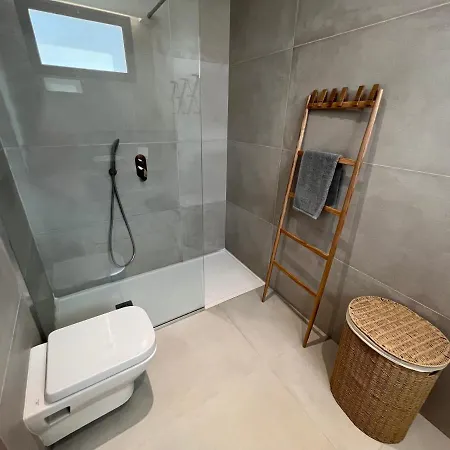 Apartamento Medanojoy1- 3 Bedrooms- Steps From Playa Chica- Balcony *