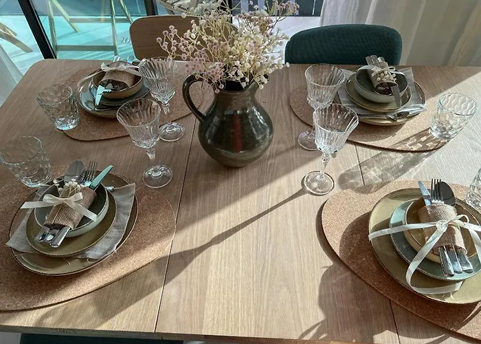 Daire Medanojoy1- 3 Bedrooms, Spacious 60 M From The