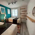 Apartment Medanojoy1- 3 Bedrooms- Steps From Playa Chica- Balcony El Medano (Tenerife)