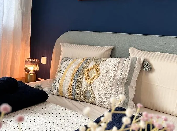 Apartment Medanojoy1- 3 Bedrooms- Steps From Playa Chica- Balcony